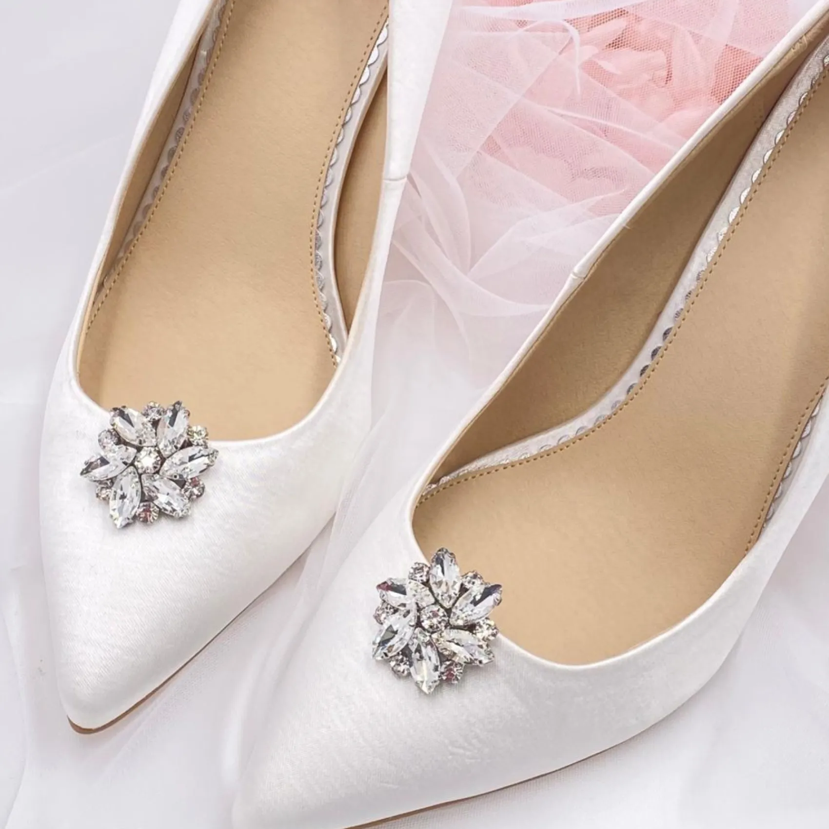 Lace & Favour Petal Silber Kristall Blume Schuhclips* Geschenke Für Die Braut | Schuhclips