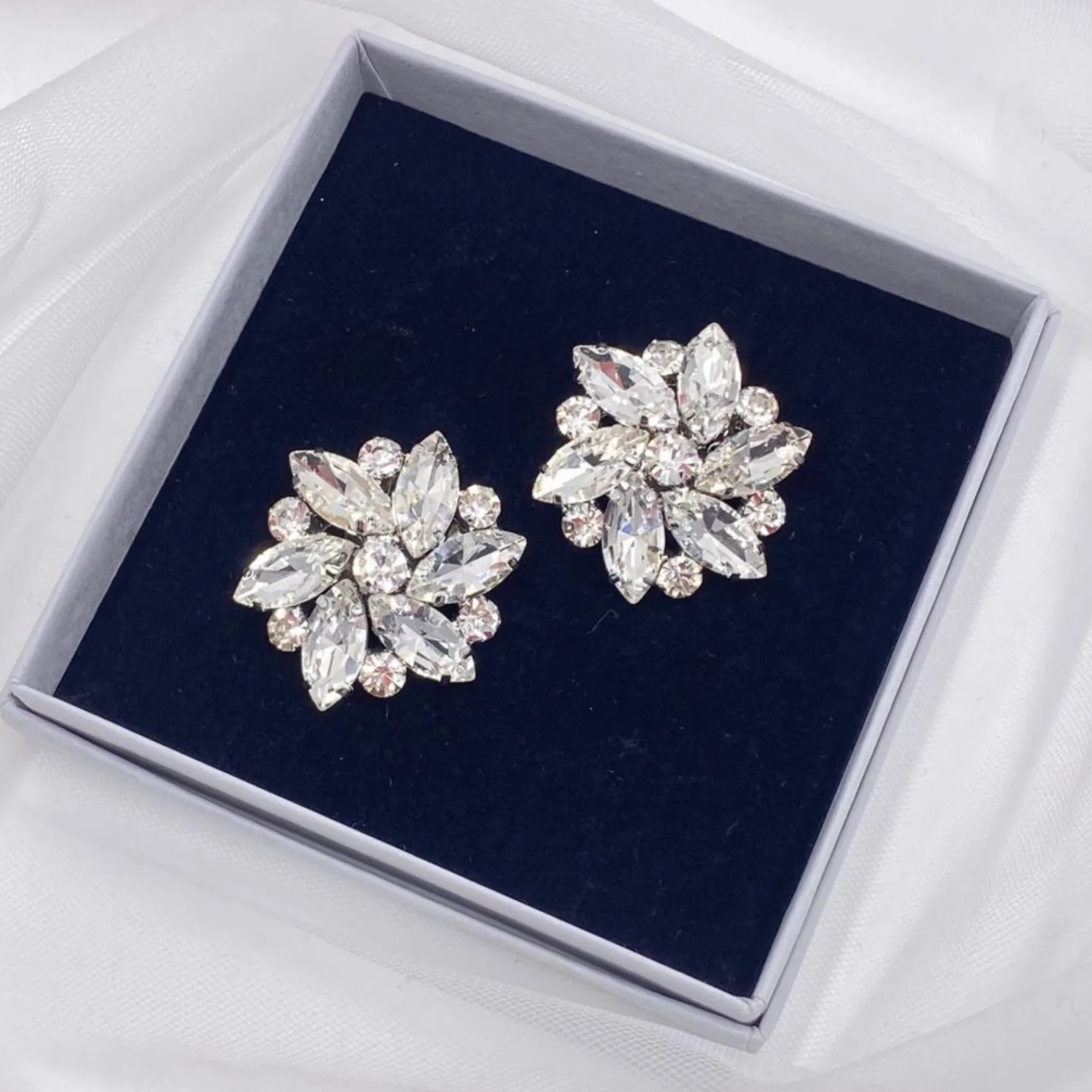 Lace & Favour Petal Silber Kristall Blume Schuhclips* Geschenke Für Die Braut | Schuhclips