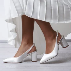 Rainbow Club Faith Färbbare Elfenbein Satin Breite Passform Slingback Block Heels* Schuhe Für Die Mutter Der Braut | Schuhe Für Brautjungfern
