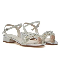 Rainbow Club Kendall Elfenbein Satin Perlen Flache Hochzeitssandalen* Hochzeitsschuhe | Schuhe Mit Niedrigem Absatz