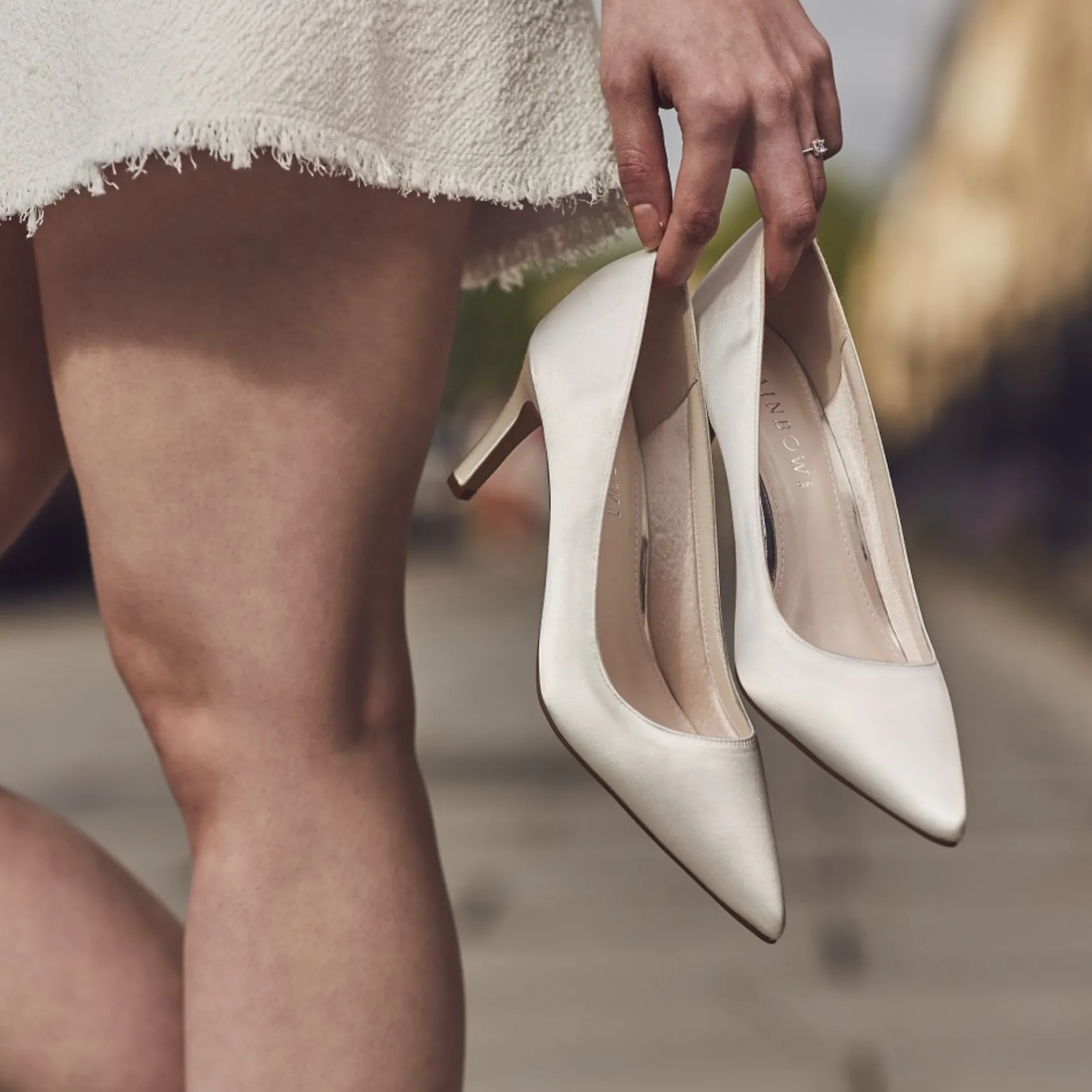 Rainbow Club Morgan II Elfenbein Mid Heel Pointed Court Schuhe (Weite Passform)* Schuhe Für Die Mutter Der Braut | Schuhe Mit Mittlerem Absatz