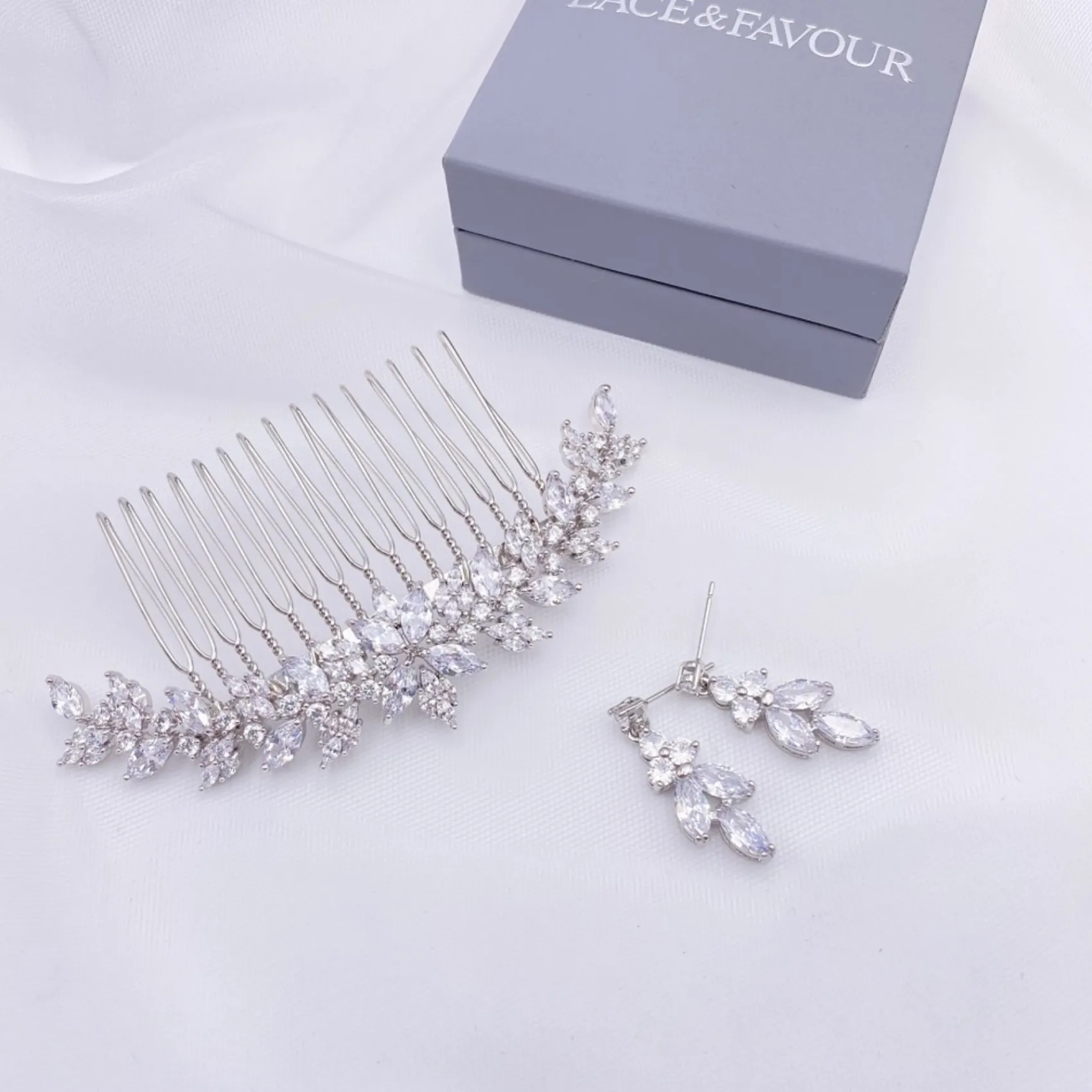 Lace & Favour Rapture Kleiner Kristall-Hochzeits-Haarkamm* Abschlussball Haarspangen & Kämme | Geschenke Für Die Braut