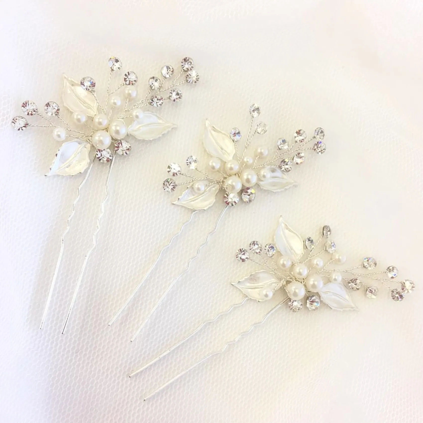Lace & Favour Romantik Perle und Kristall Silber Blätter Haarnadel* Geschenke Für Brautjungfern | Brautjungfer Haarschmuck