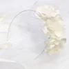 Beads & Beyond Rosie Drei Blumen Elfenbein Blumenmädchen Stirnband* Geschenke Für Blumenmädchen | Haarschmuck Für Blumenmädchen