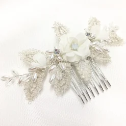 Beads & Beyond Sabrina Mini Perlenblätter und Opalkristallblüten Haarkamm* Geschenke Für Brautjungfern | Perlen-haarschmuck