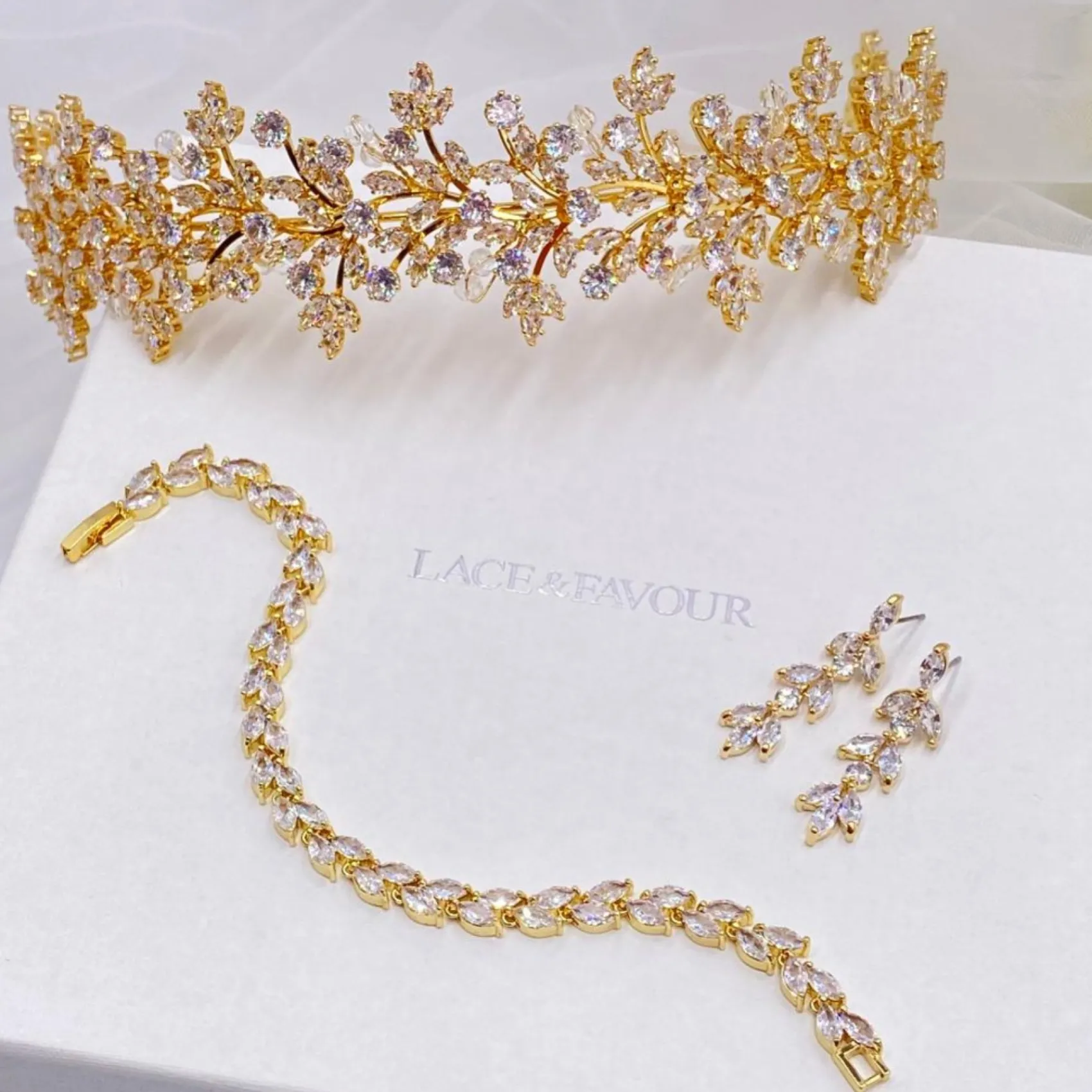 Lace & Favour Sansibar Gold Crystal Leaves Hochzeit Stirnband* Haarschmuck Aus Kristall | Gold-haar-accessoires