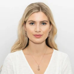 Sarah Alexander Nomad Grauer Chalzedon Doppel-Tropfen-Anhänger* Geschenke Für Die Mutter Des Bräutigams | Geschenke Für Die Mutter Der Braut