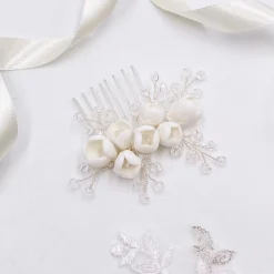 Lace & Favour Schneeglöckchen Porzellan Blumen und Kristall Mini-Haarkamm* Haarschmuck Aus Kristall | Silberne Haar-accessoires