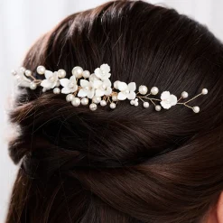 Lace & Favour Skye Porzellan Blumen und Perlen Brauthaarkamm (Gold)* Perlen-haarschmuck | Gold-haar-accessoires