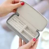Stackers Pebble Grey Reise-Schmuckkästchen mit Reißverschluss* Geschenke Für Die Mutter Des Bräutigams | Geschenke Für Die Mutter Der Braut