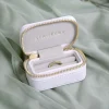 Stackers Weißer Kieselstein Ring Box* Ehering-boxen | Verlobungsgeschenke