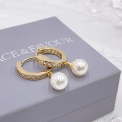 Lace & Favour Tahiti Gold Perlen Tropfen Kristall Huggie Hoop Ohrringe* Geschenke Für Brautjungfern | Geschenke Für Die Braut