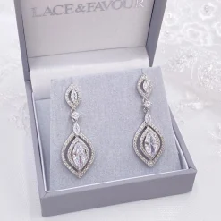 Lace & Favour Wallace Vintage inspirierte Cubic Zirkonia Tropfen Ohrringe* Silberner Abschlussball-schmuck | Abschlussball-ohrringe