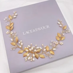 Lace & Favour Woodland Dream Goldene Blätter und Süßwasserperlen Haarstrang* Perlen-haarschmuck | Gold-haar-accessoires
